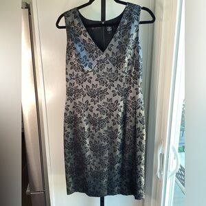 Liz Claiborne Silver Black Floral Dress, size 8